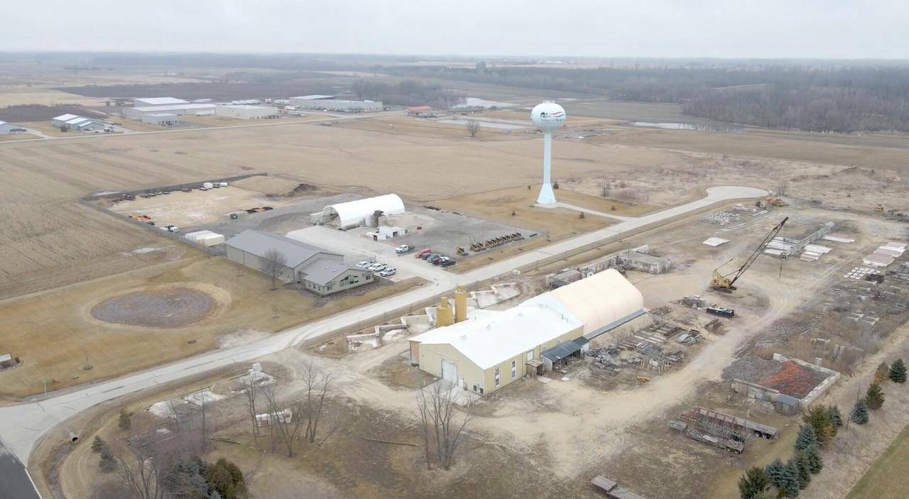 Belgium, WI 53004,380 MIDDLE ROAD #Pcl2