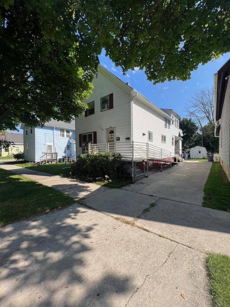 Sheboygan, WI 53081,1327 N 15th STREET