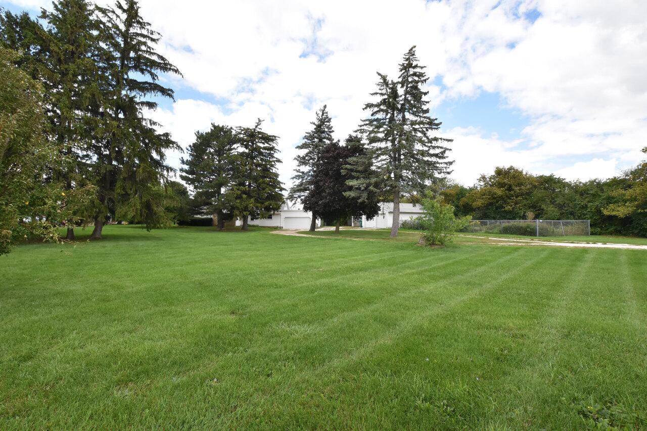 Menomonee Falls, WI 53051,N94W17842 Appleton AVENUE
