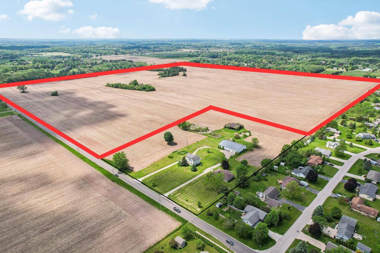 Eagle, WI 53119,W360S9521 MARKHAM ROAD