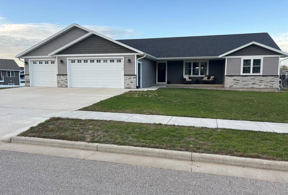 Holmen, WI 54636,2121 Prairie PLACE