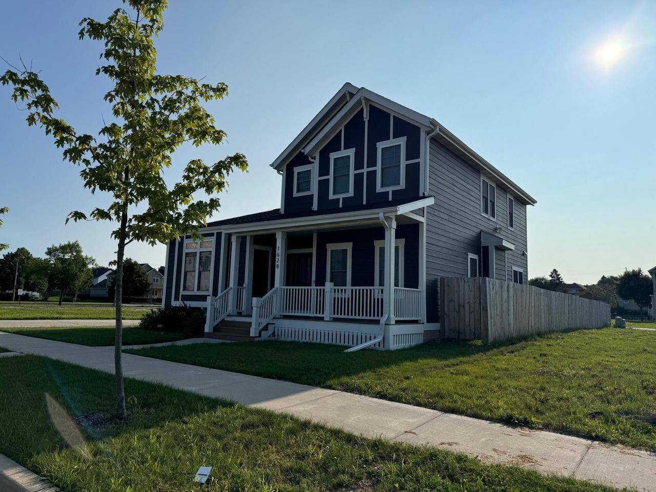 Milwaukee, WI 53205,1622 N 21ST STREET