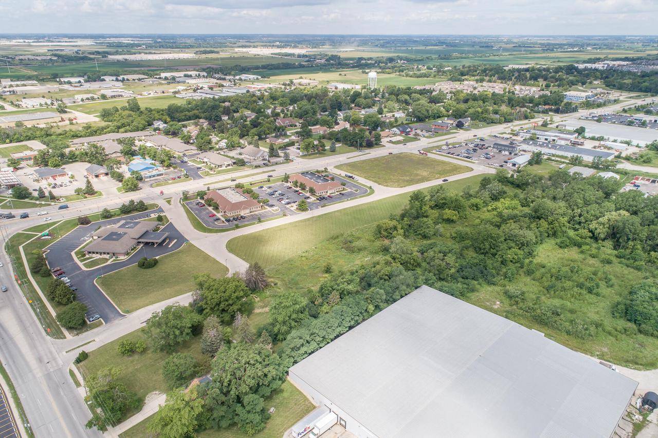 Kenosha, WI 53144,5922 52nd STREET
