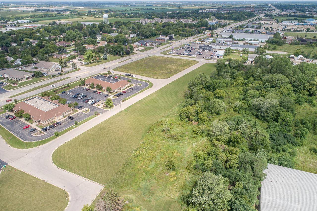 Kenosha, WI 53144,5922 52ND STREET