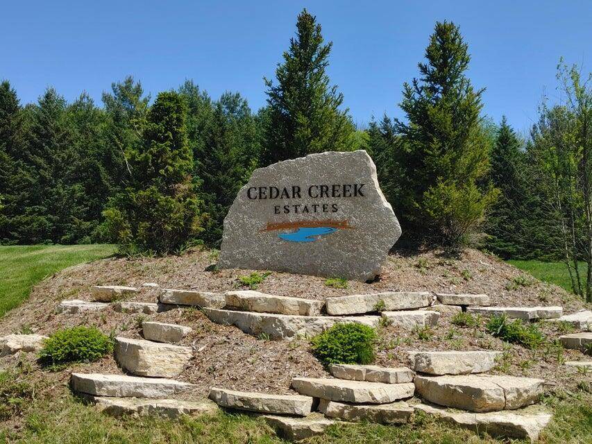 Slinger, WI 53086,434 SANDSTONE STREET #Lt124