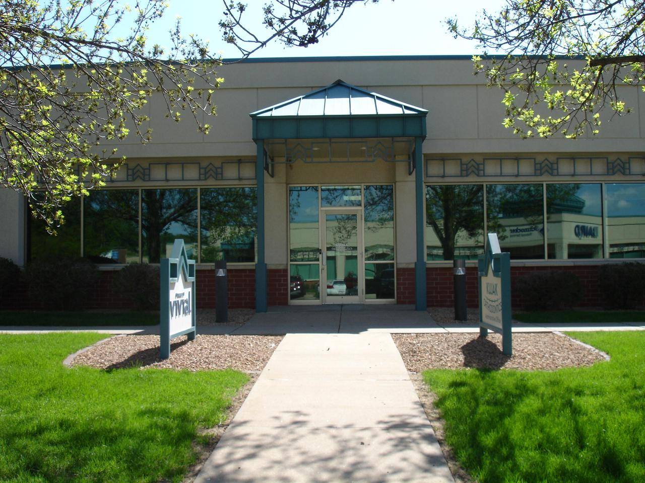 Onalaska, WI 54650,2850 Midwest DRIVE #Suite 106