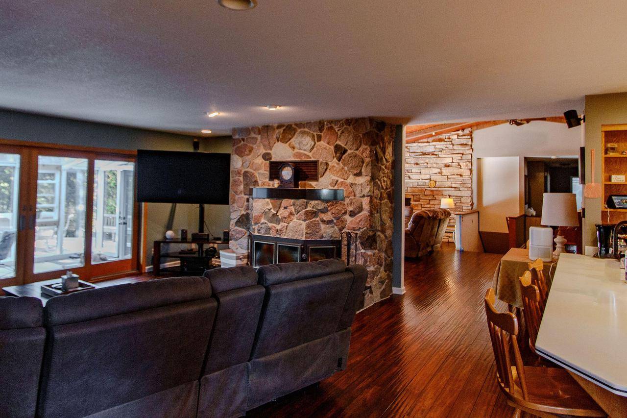 Sheboygan Falls, WI 53085,473 River Oaks DRIVE