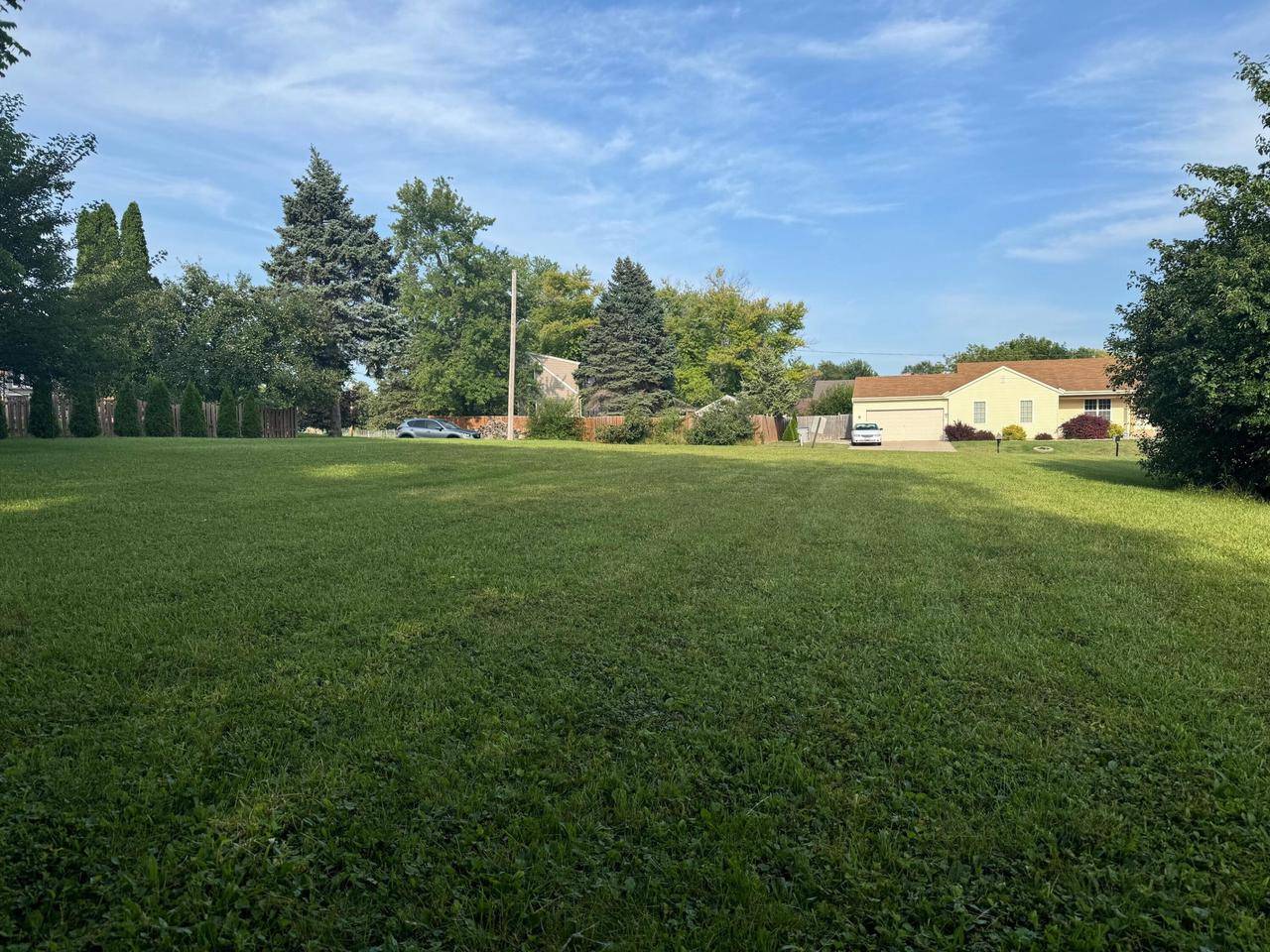 Milwaukee, WI 53225,5861 N 121ST STREET