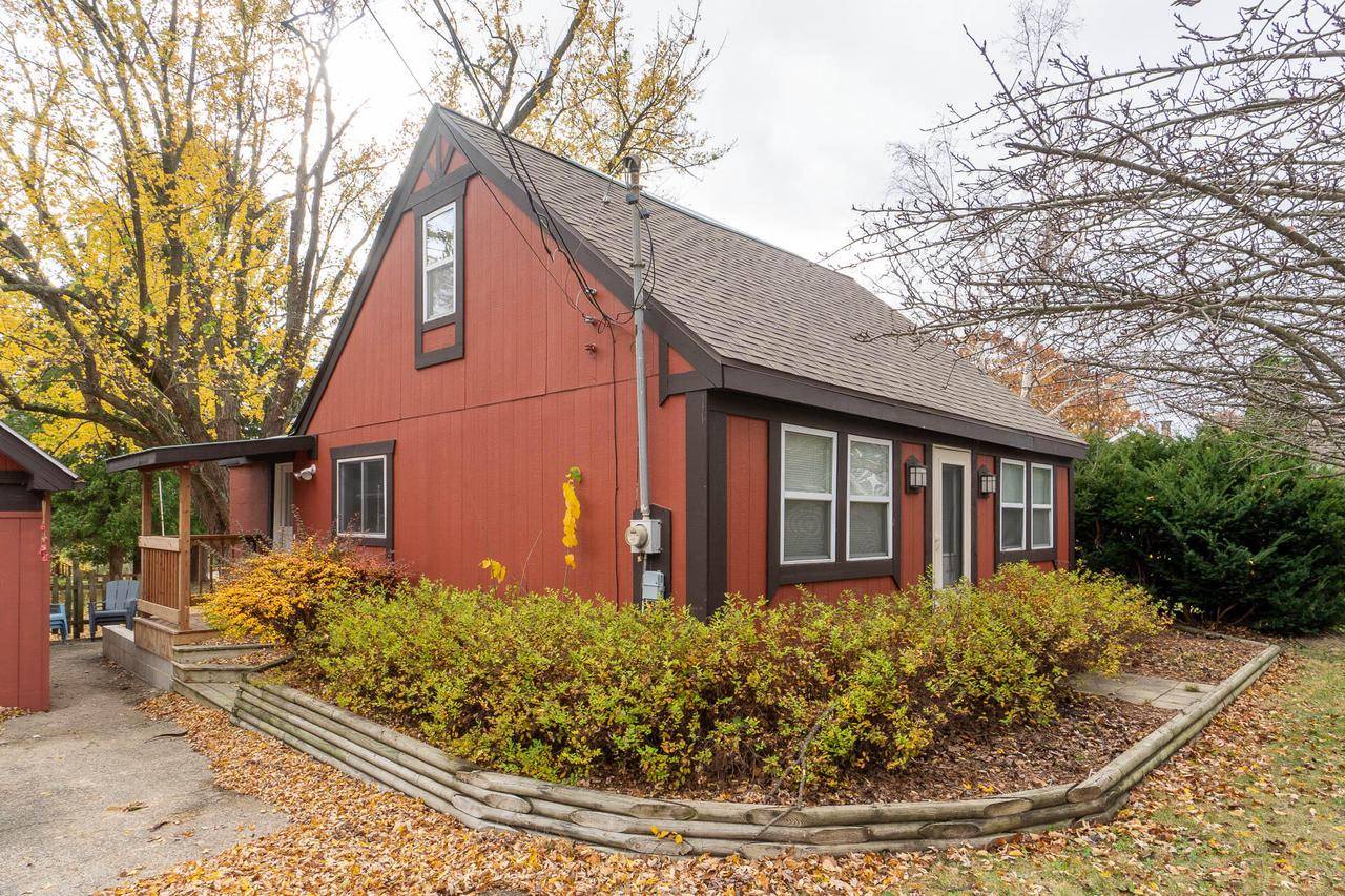 Lake Geneva, WI 53147,W3895 Woodland DRIVE