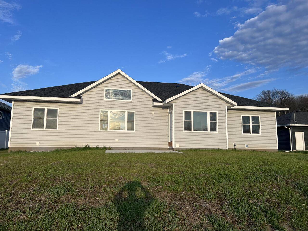 Holmen, WI 54636,512 Forest View DRIVE