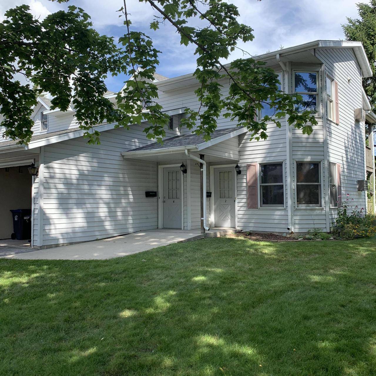 Sheboygan Falls, WI 53085,714 Woodview AVENUE #2