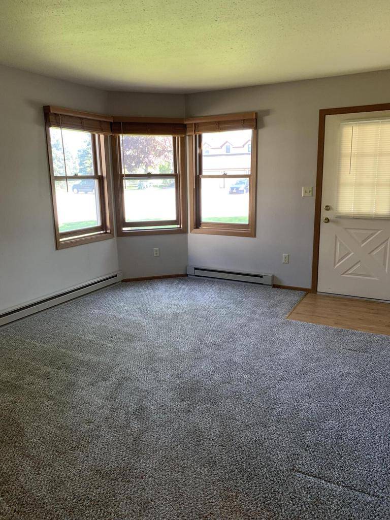 Sheboygan Falls, WI 53085,714 Woodview AVENUE #2