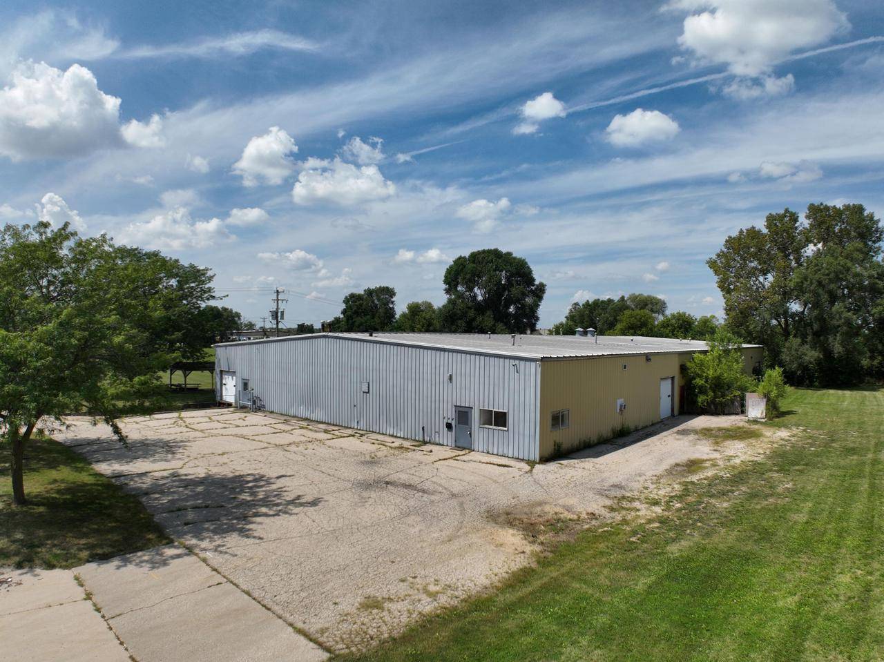 Whitewater, WI 53190,848 E Commercial AVENUE