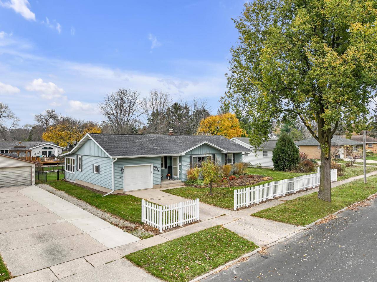 Fort Atkinson, WI 53538,816 W Cramer STREET