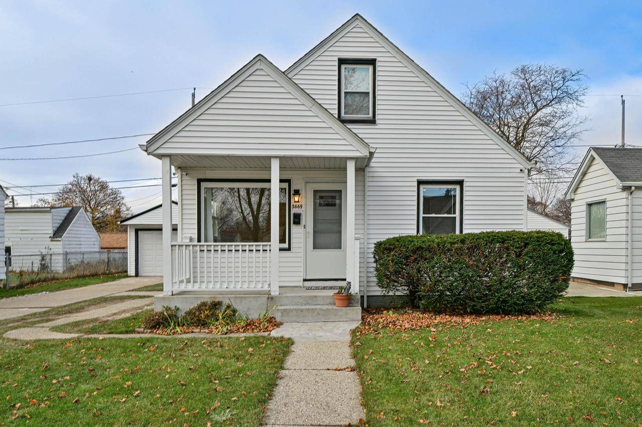 Milwaukee, WI 53221,3669 S 24th STREET