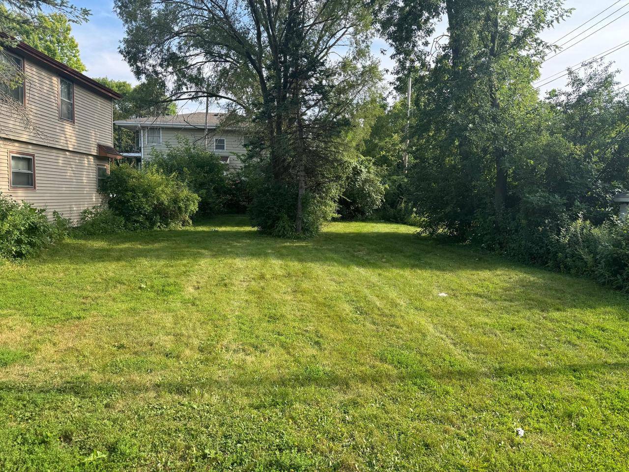 Milwaukee, WI 53225,10615 W VILLARD AVENUE
