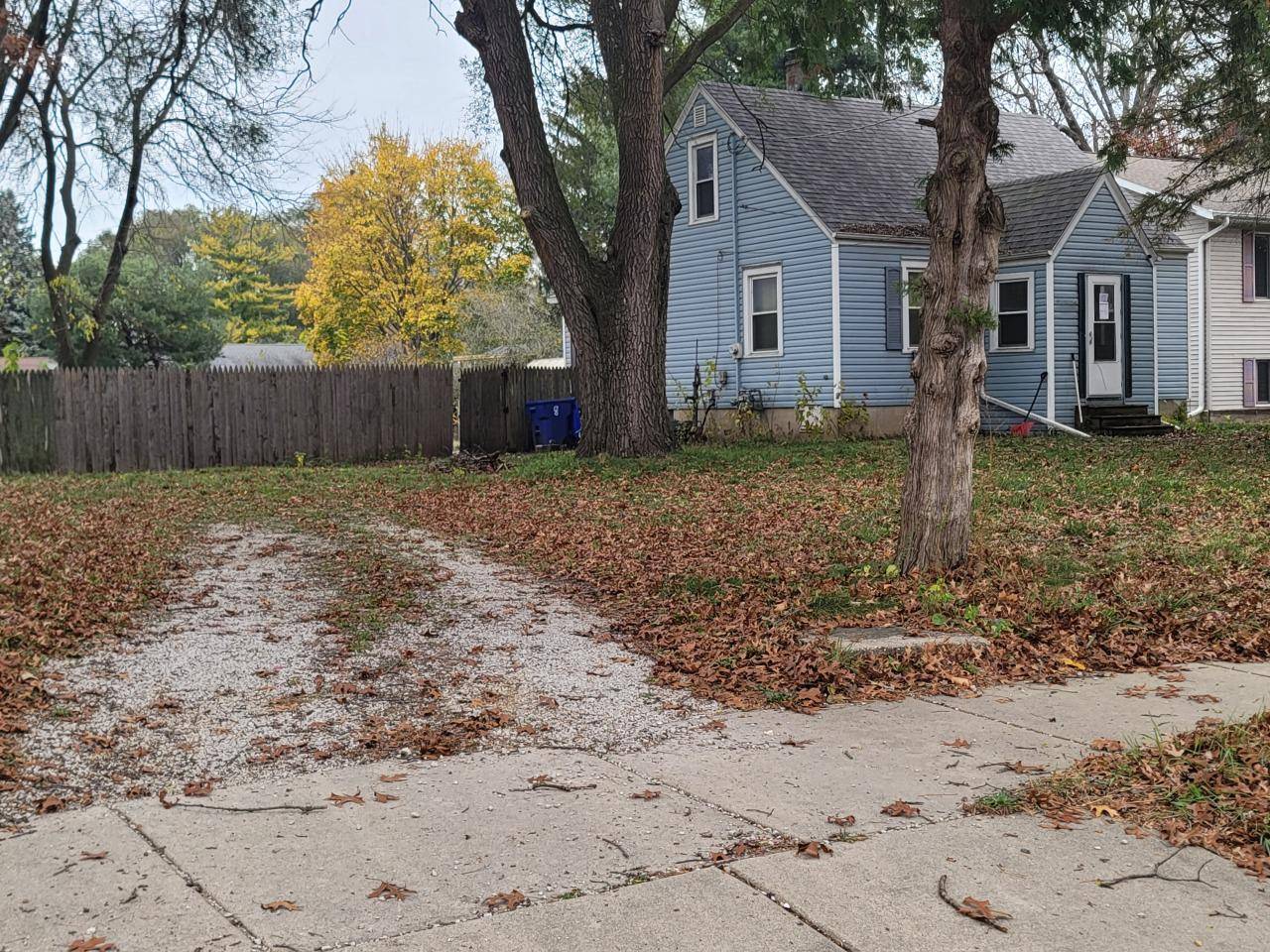 Kenosha, WI 53143,1820 83rd STREET