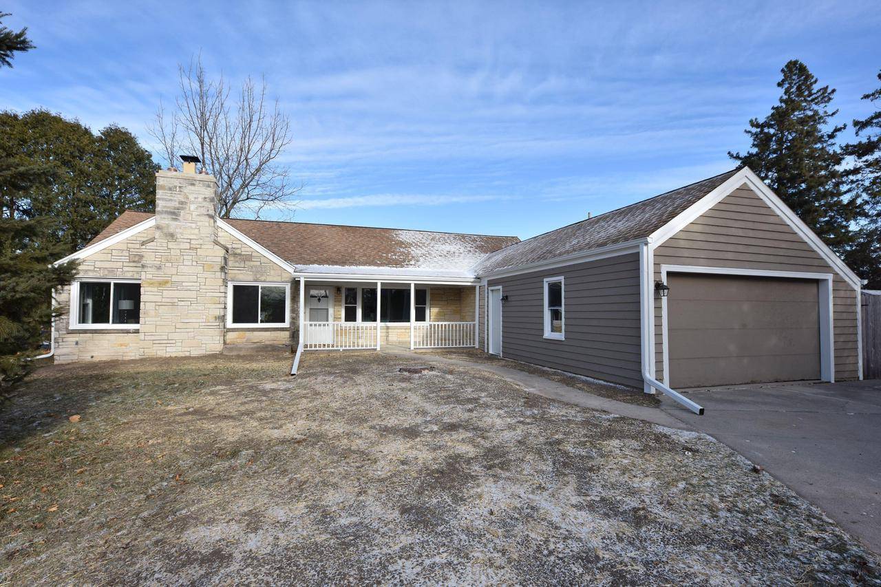 Grafton, WI 53024,1130 Sunset COURT