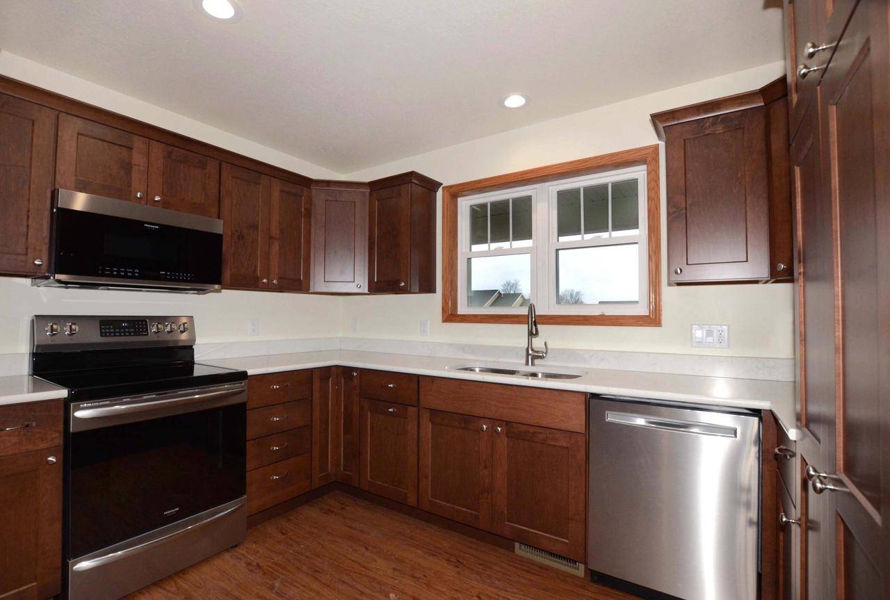 Viroqua, WI 54665,1215 16th Fairway DRIVE