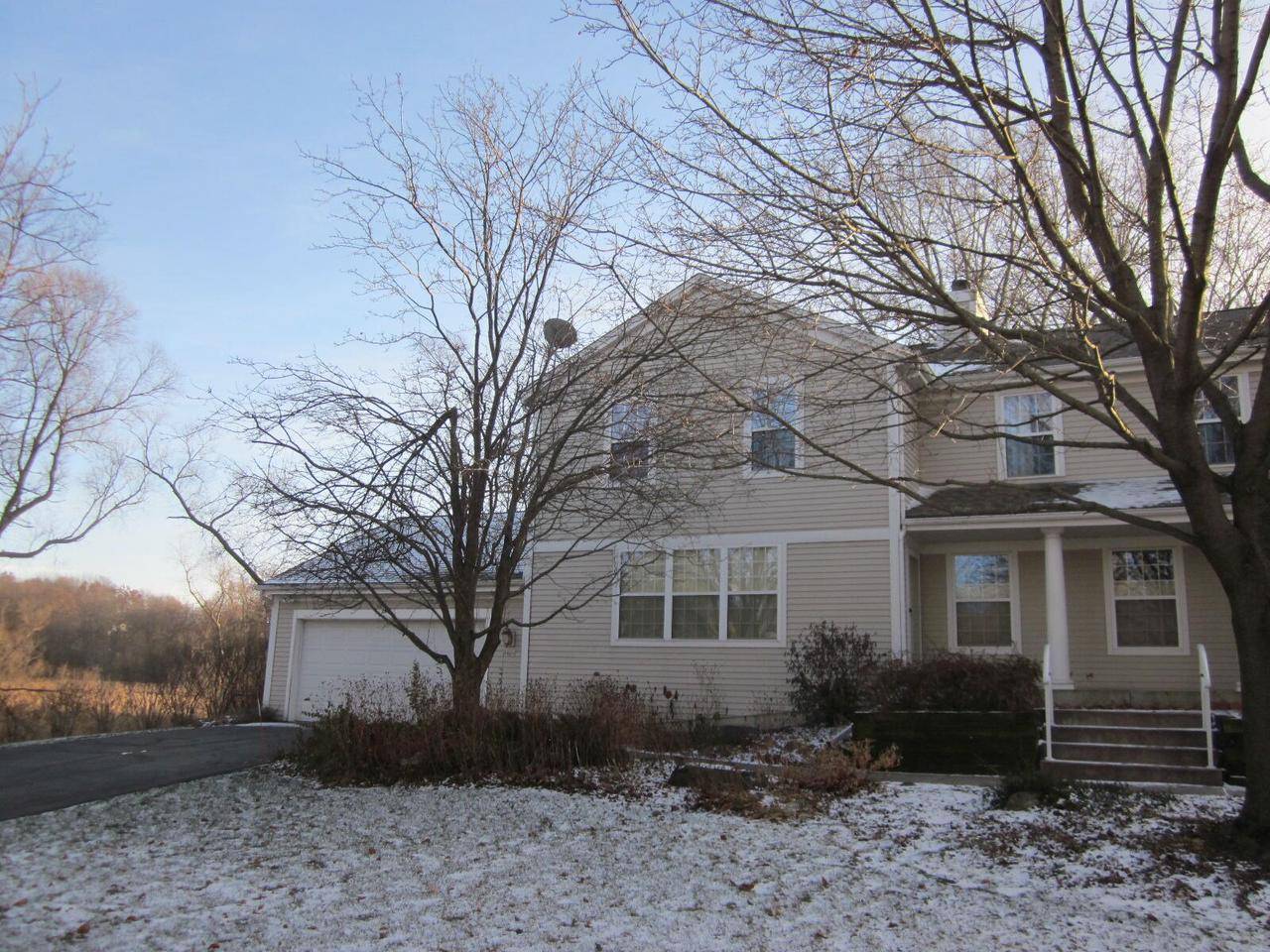 Waukesha, WI 53188,2601 Pebble Valley ROAD