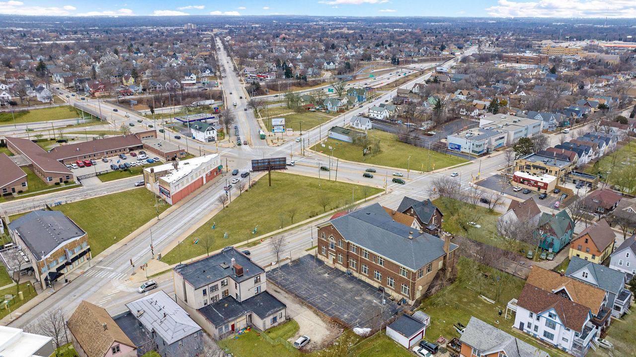Milwaukee, WI 53212,3418 N DR MARTIN LUTHER KING JR DRIVE