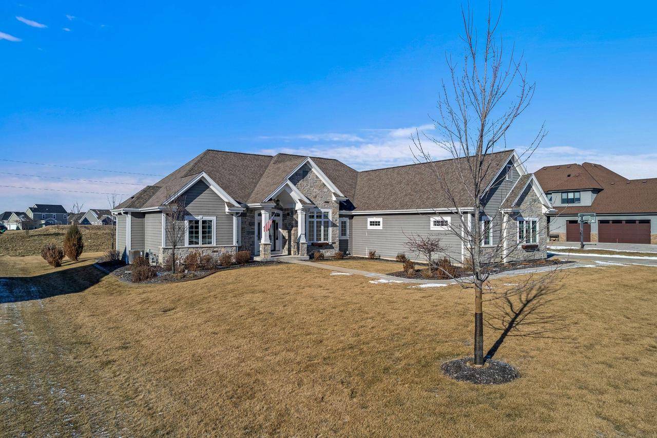 Summit, WI 53066,3127 Monona COURT