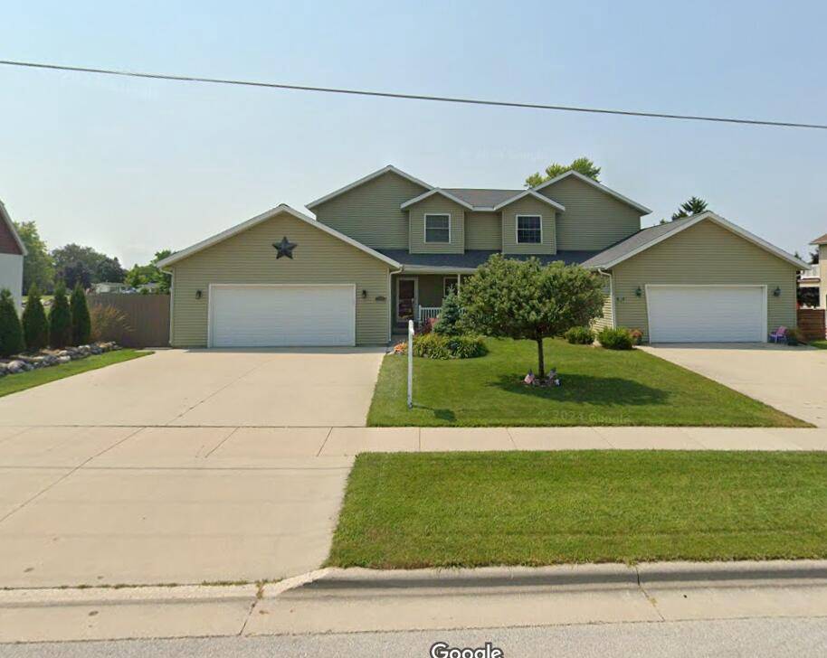 New Holstein, WI 53061,1505 Mason STREET