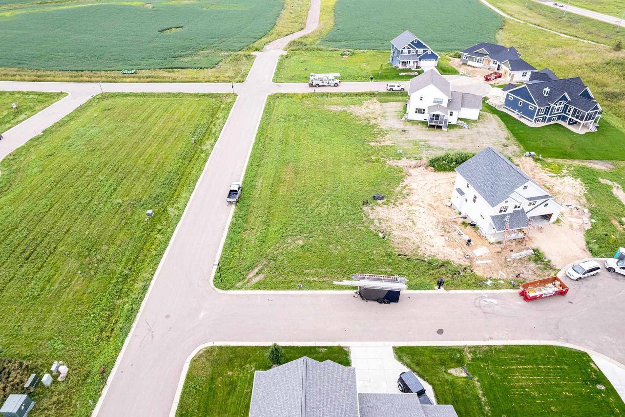 Waunakee, WI 53597,5838 Holstein Court
