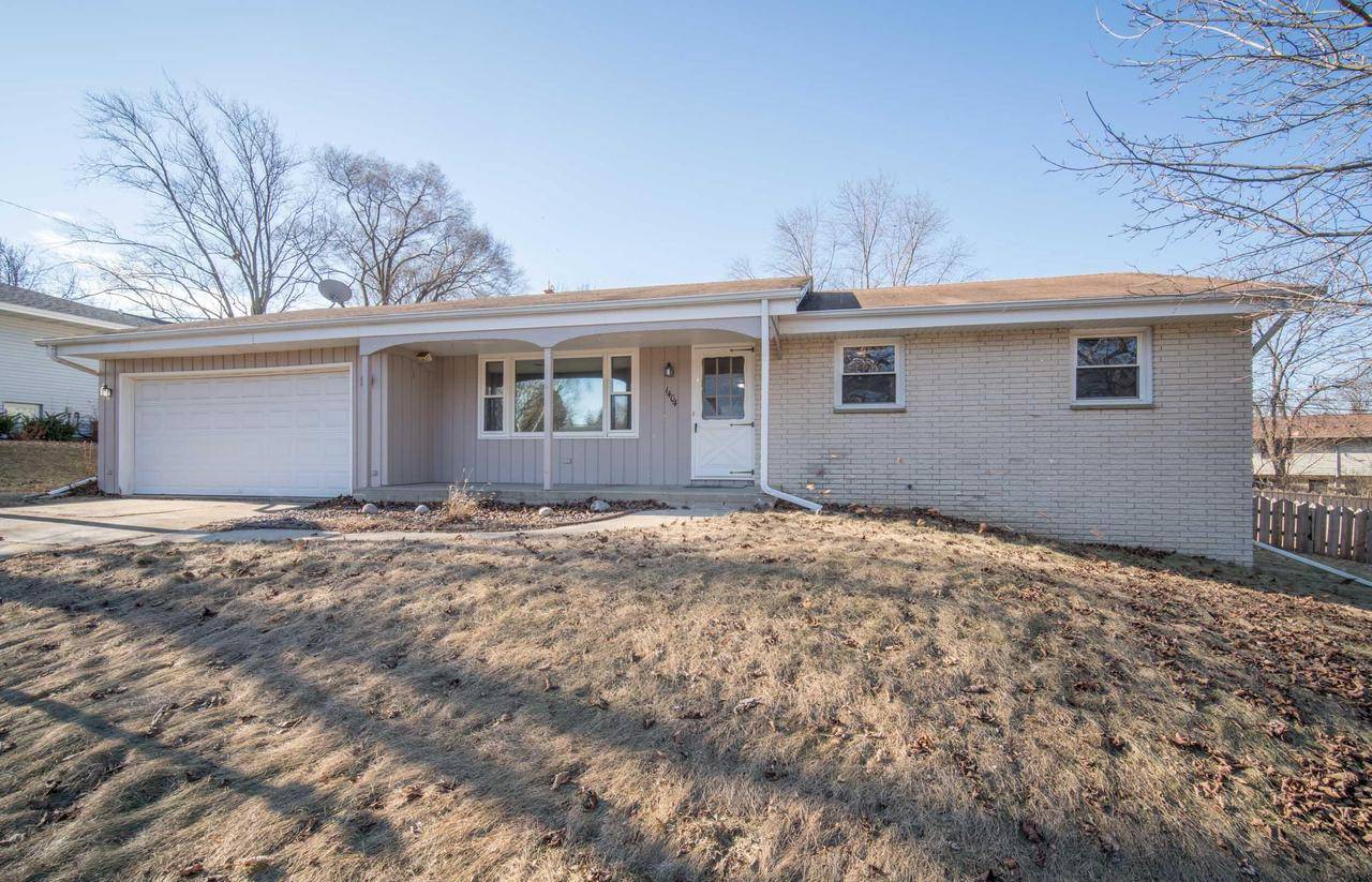 West Bend, WI 53095,1404 Sandra LANE