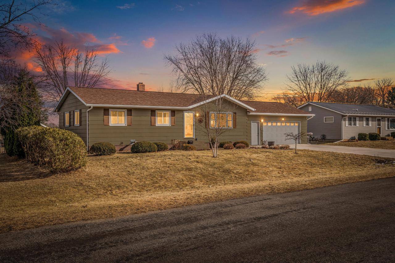 Onalaska, WI 54650,W8408 Woodview DRIVE