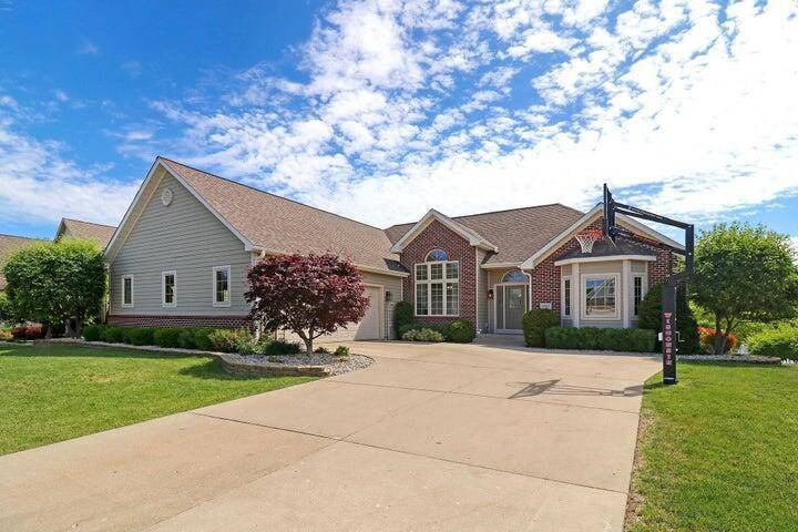 Kenosha, WI 53144,1707 38th COURT