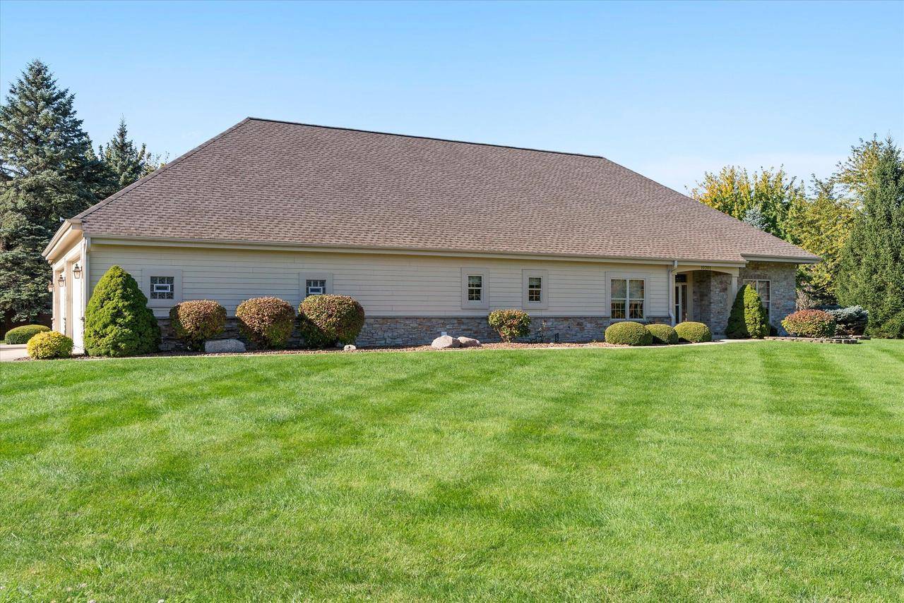 Oak Creek, WI 53154,10301 S Nicholson ROAD