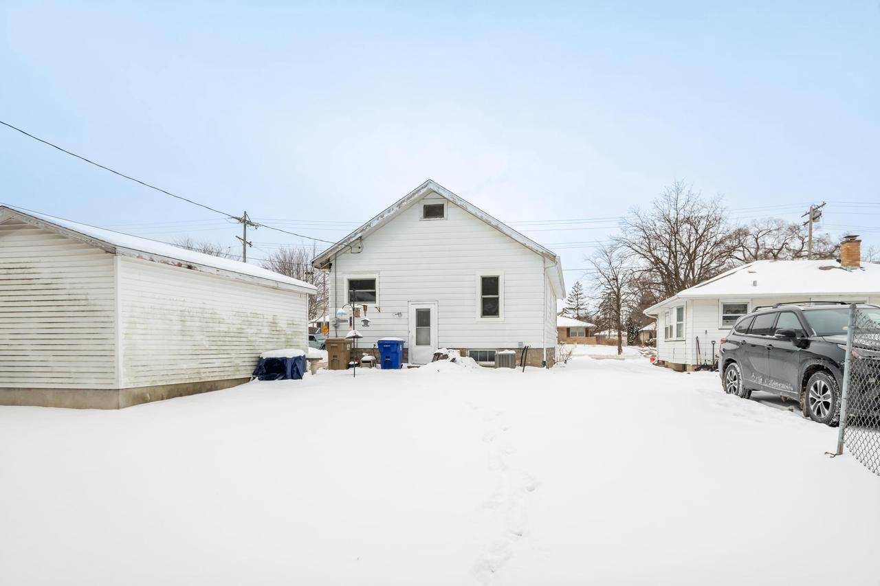 Kenosha, WI 53142,6549 51st AVENUE