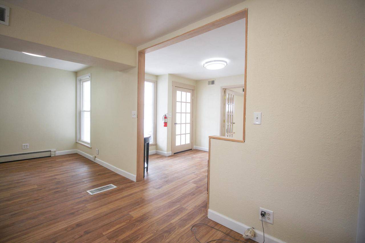 West Allis, WI 53219,7746 W Becher STREET