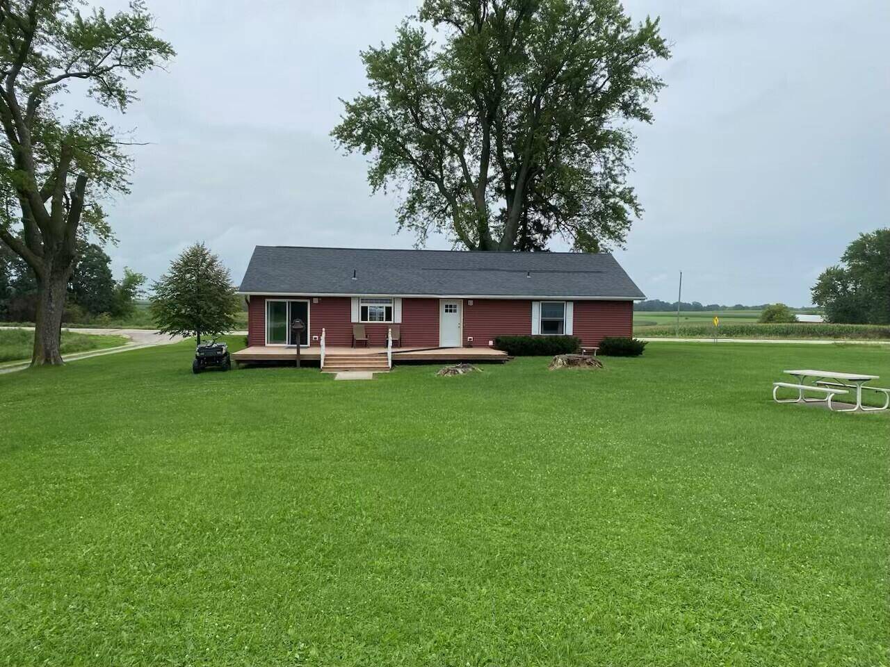 Winona, MN 55987,25954 County Road 15