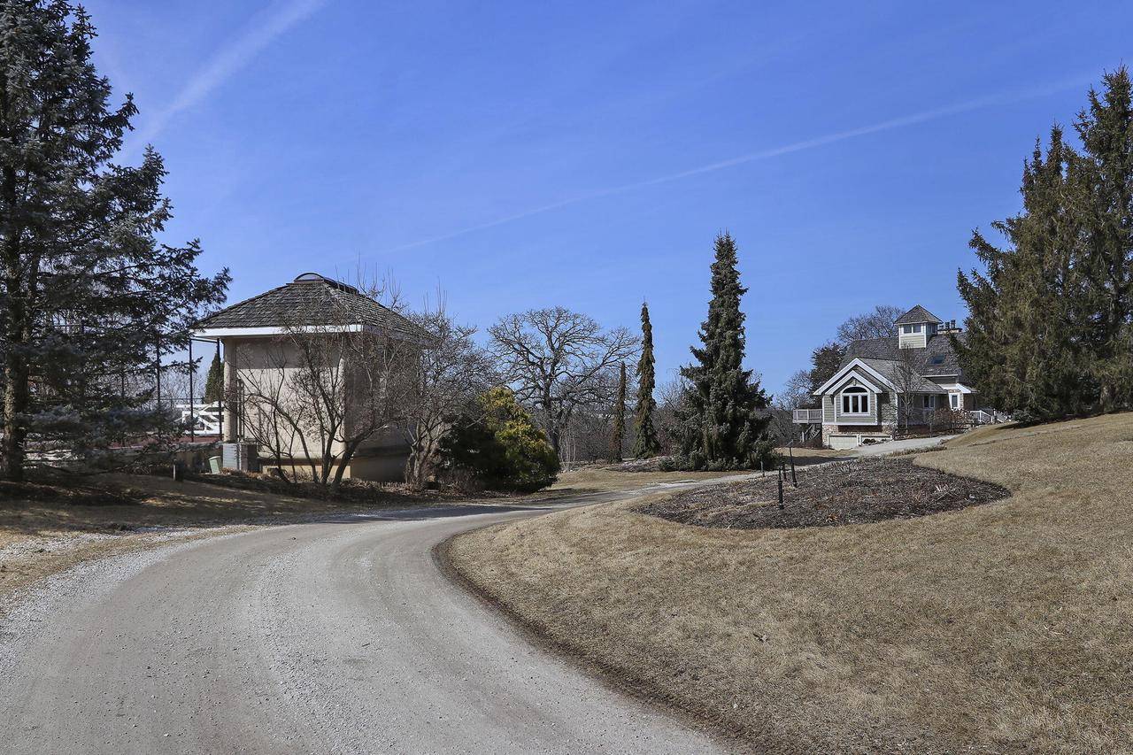 Lake Geneva, WI 53147,2842 Moelter DRIVE