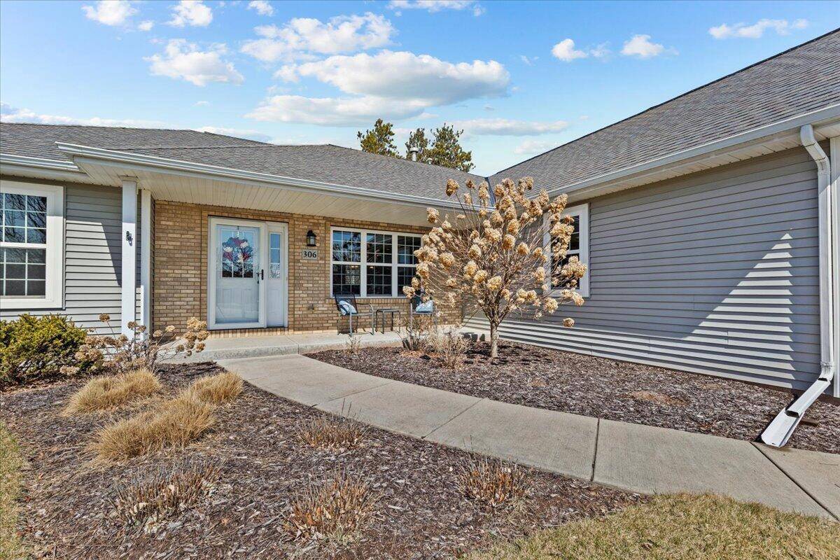 West Bend, WI 53095,306 Webster PLACE
