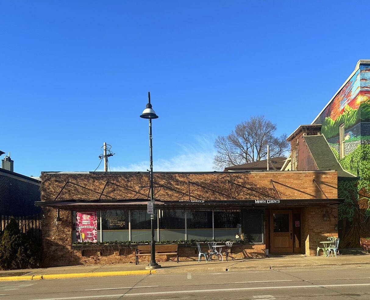 Onalaska, WI 54650,205 Main STREET