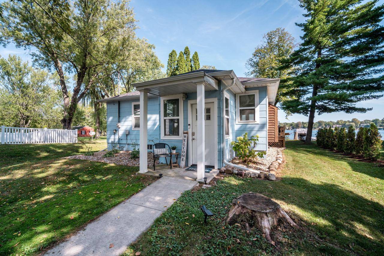West Bend, WI 53095,5112 Wickert DRIVE