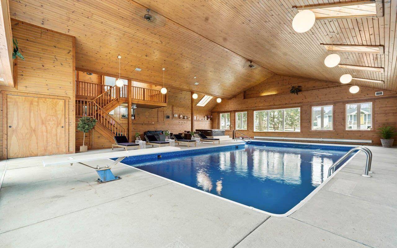Twin Lakes, WI 53181,542 Sunset ROAD