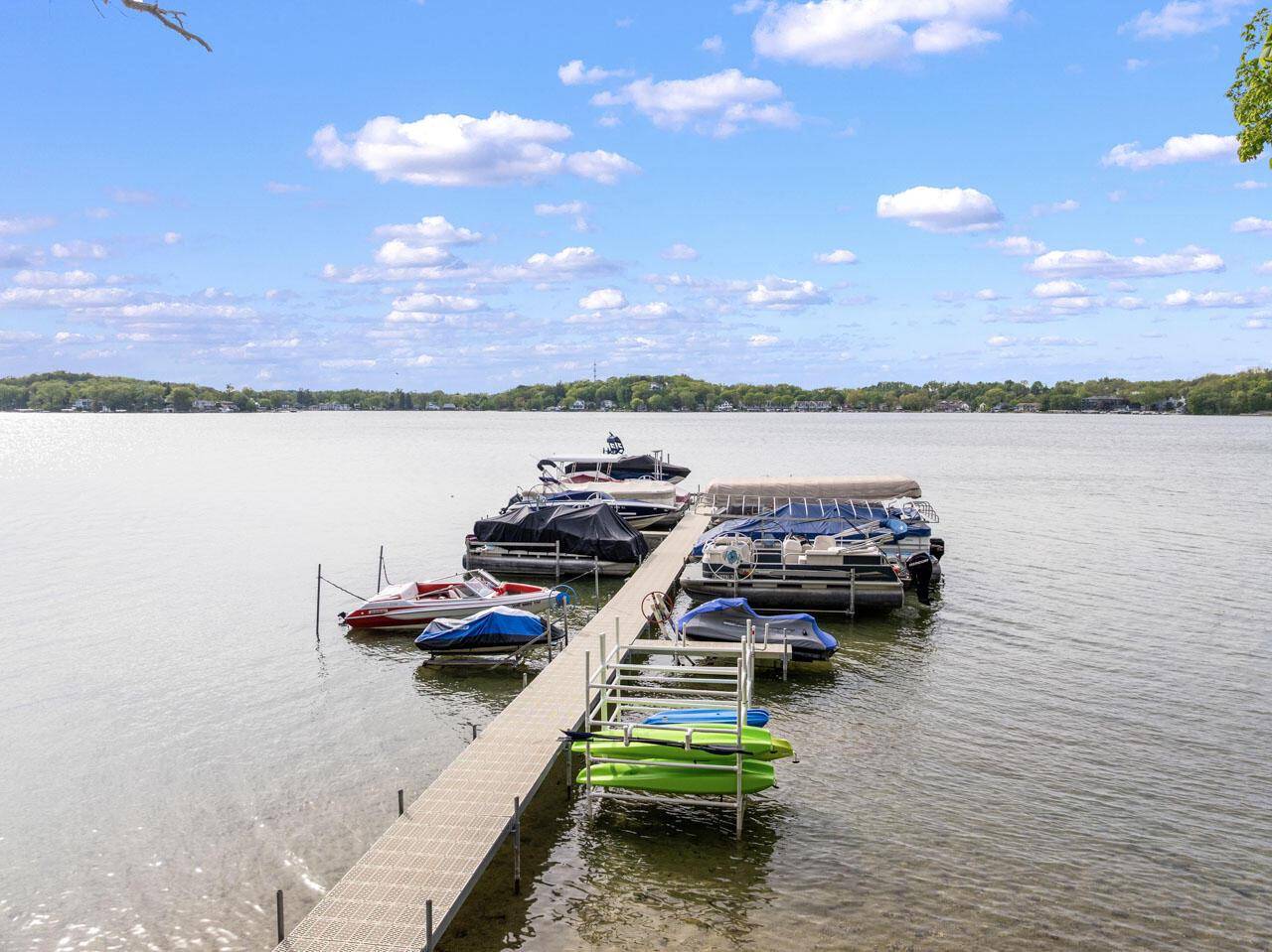 Twin Lakes, WI 53181,542 Sunset ROAD