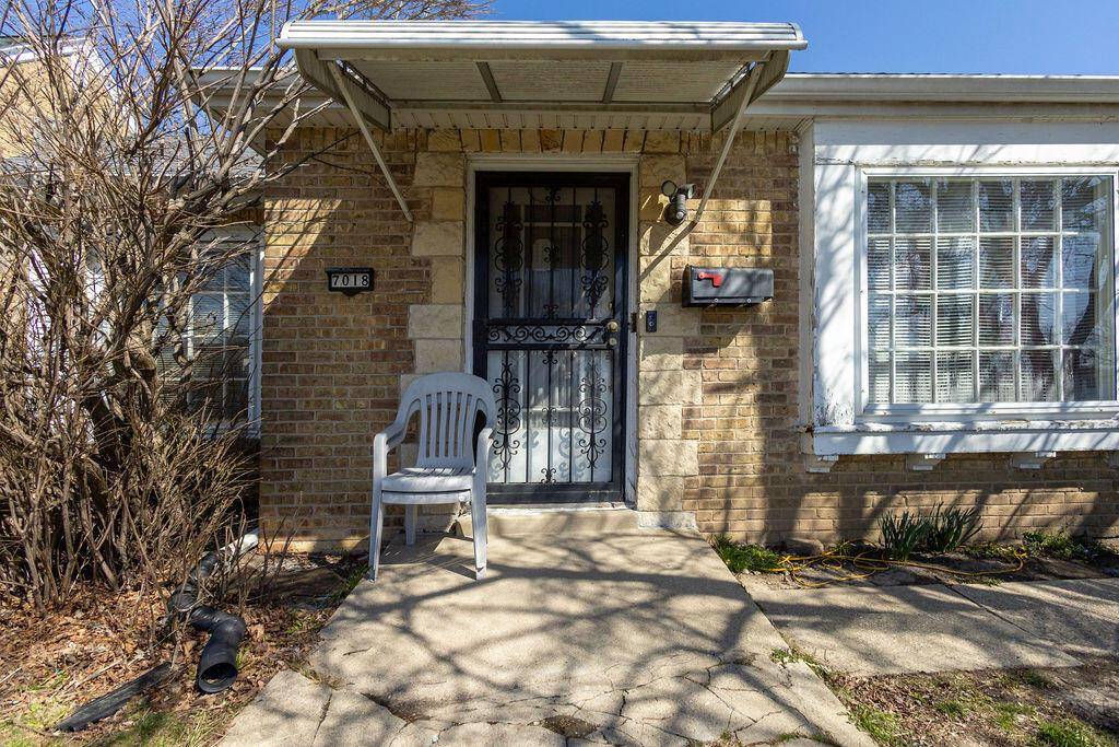Milwaukee, WI 53218,7018 W Hampton AVENUE
