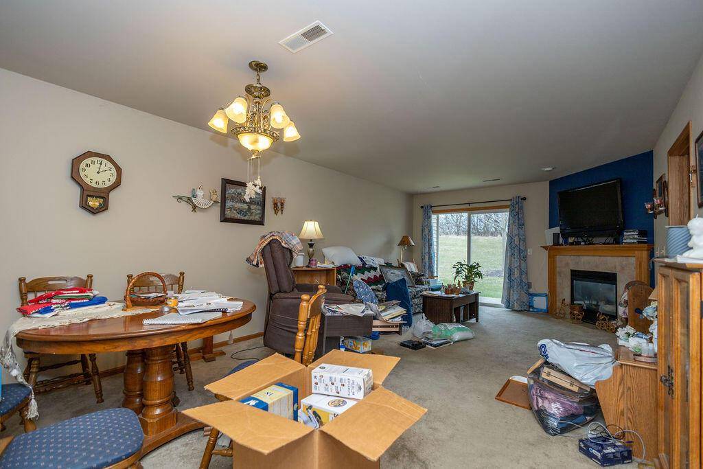 Hartford, WI 53027,850 Evergreen DRIVE #3