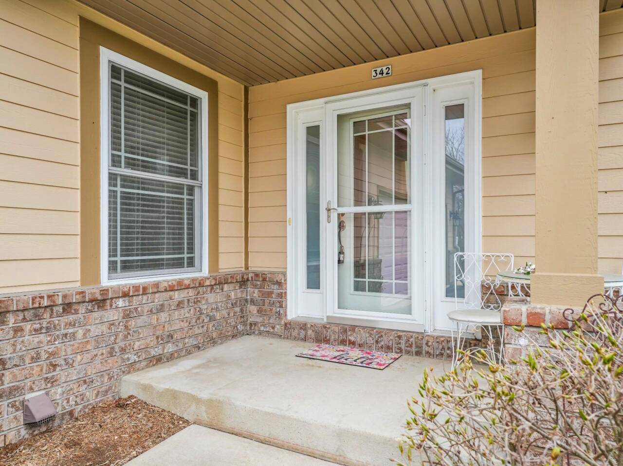 Burlington, WI 53105,342 Oak Hill CIRCLE