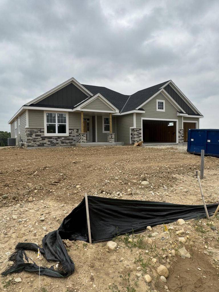 Slinger, WI 53086,456 Sandstone STREET