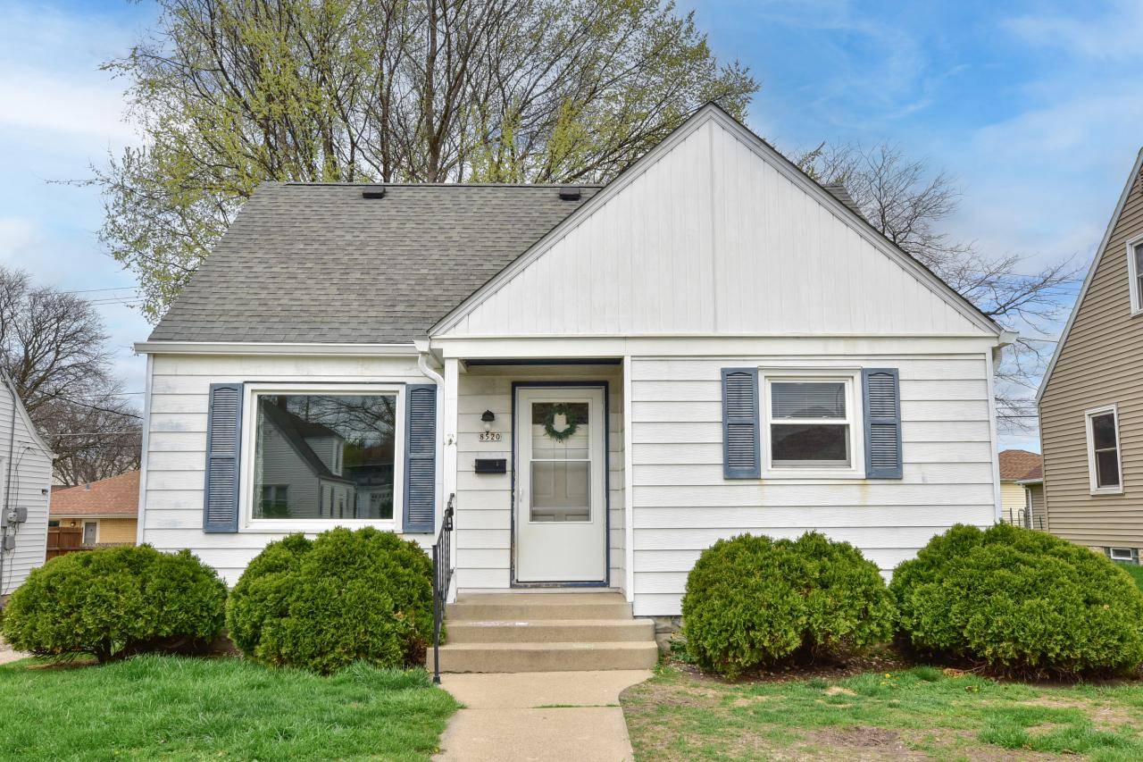 West Allis, WI 53227,8520 W Hayes AVENUE
