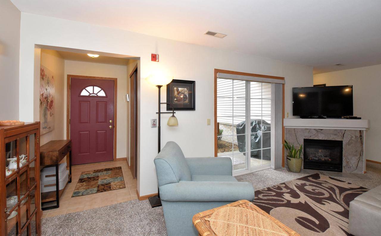 Waukesha, WI 53186,1017 Guthrie ROAD #6