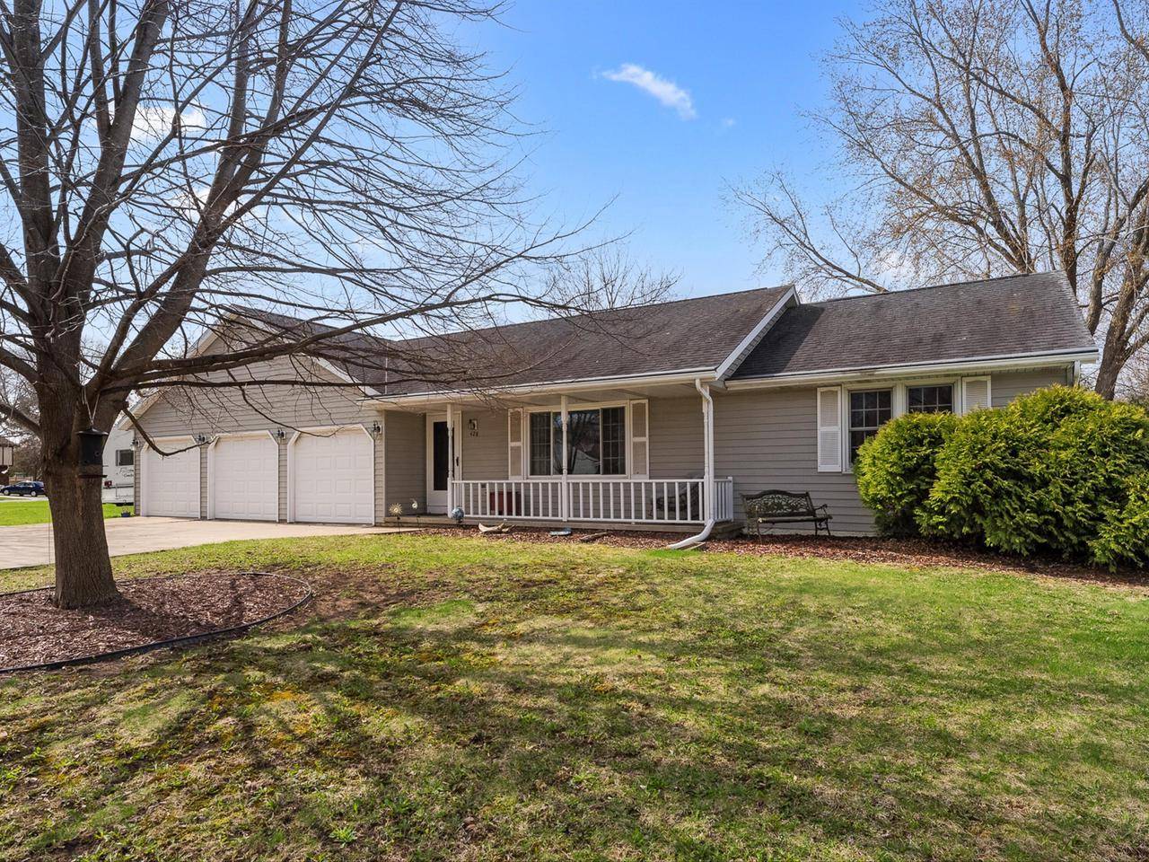 De Pere, WI 54115,428 N Fox Croft DRIVE