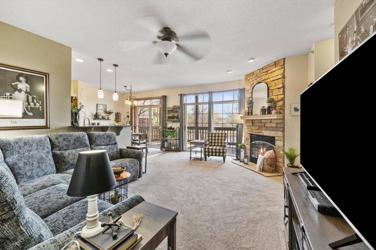 Franklin, WI 53132,7913 S Scepter DRIVE #4