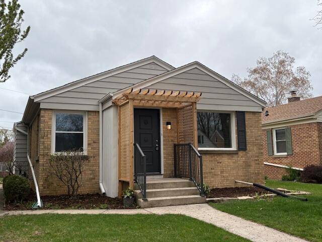 Glendale, WI 53209,5657 N Braeburn LANE
